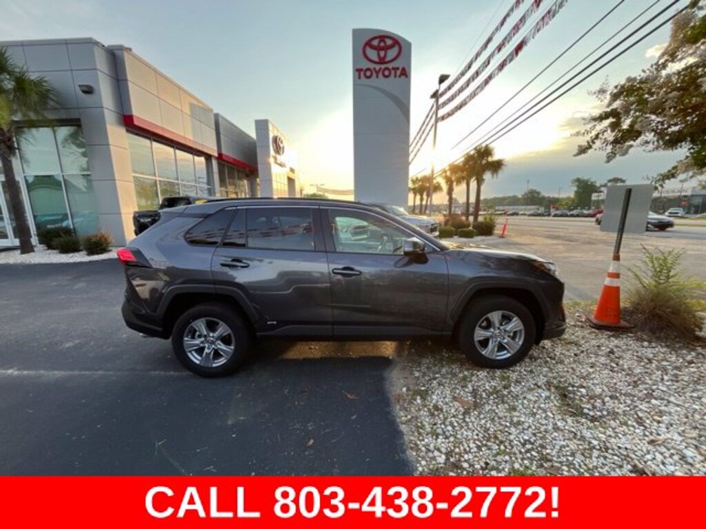 Used 2025 Toyota RAV4 Hybrid XLE SUV