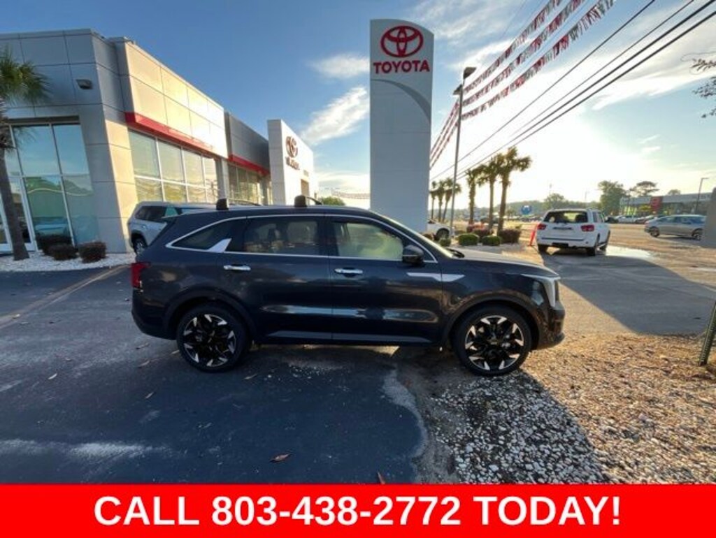 Used 2025 Kia Sorento SX SUV