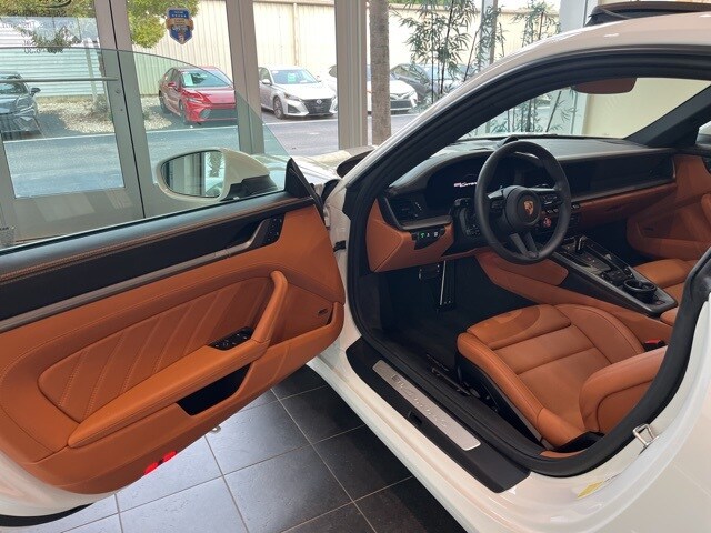 2025 Porsche 911 S photo 4