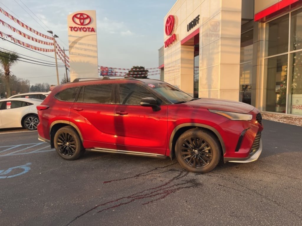 Used 2024 Toyota Highlander XSE SUV