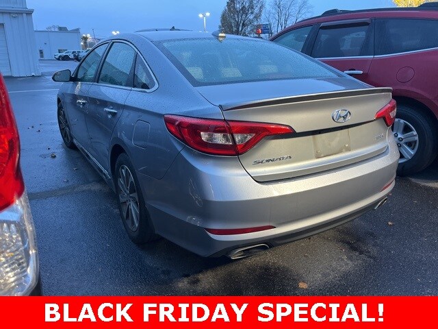 2017 Hyundai Sonata Sport photo 2