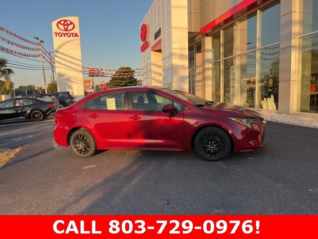 2024 Toyota Corolla LE photo 2