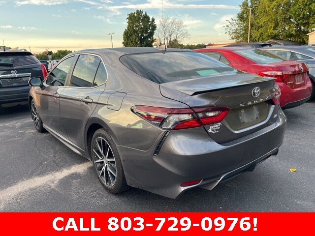2024 Toyota Camry SE photo 3