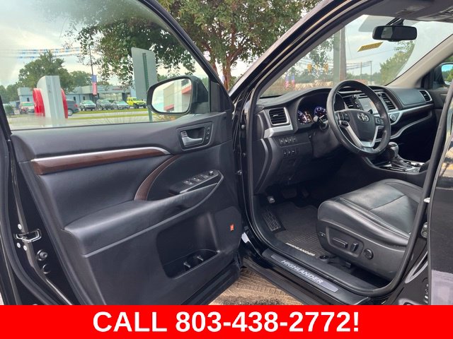 Used 2015 Toyota Highlander Limited Platinum V6 SUV