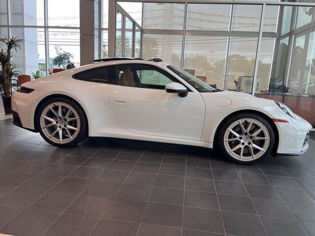 2025 Porsche 911 S photo 2