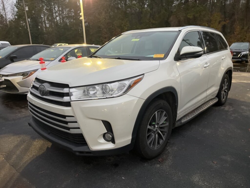 Used 2018 Toyota Highlander SUV
