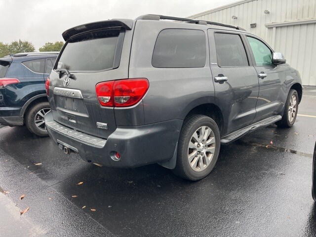 2014 Toyota Sequoia Limited photo 2