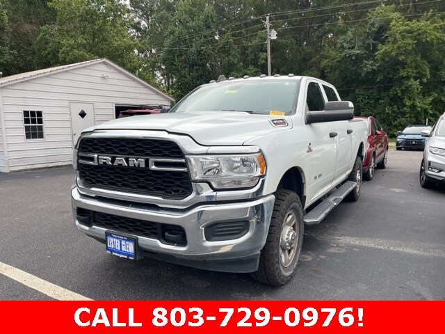 2022 Ram 3500 Tradesman photo 2