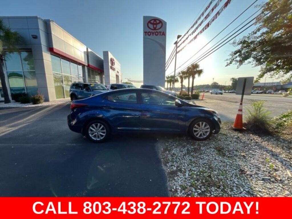 Used 2015 Hyundai Elantra SE Sedan