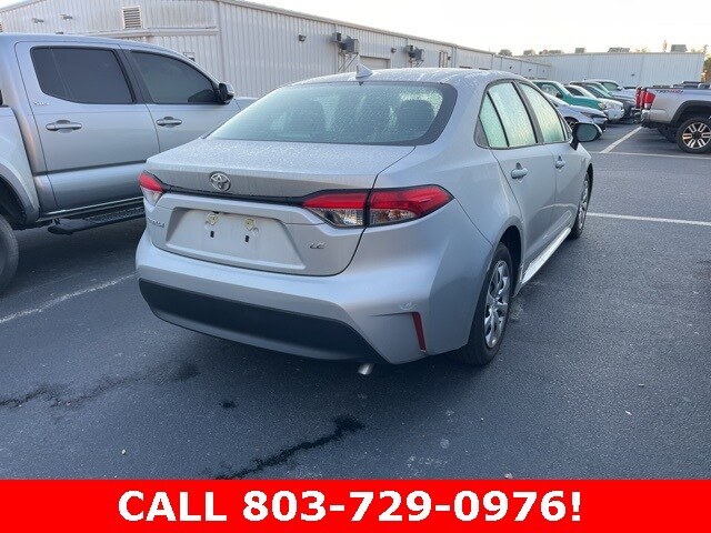 2025 Toyota Corolla LE photo 2