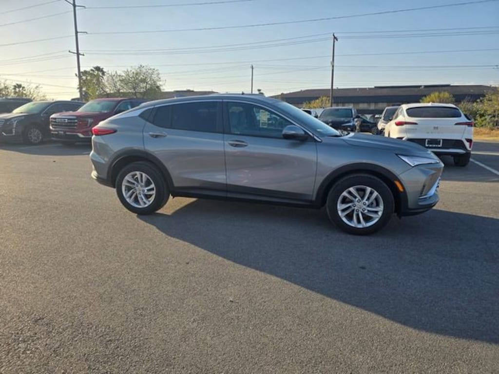 New 2026 Buick Envista Preferred SUV