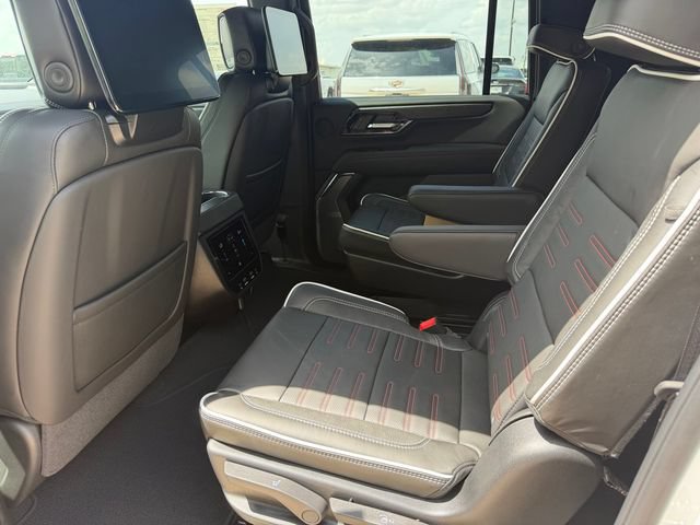 2026 GMC Yukon XL AT4 Ultimate - Photo 10