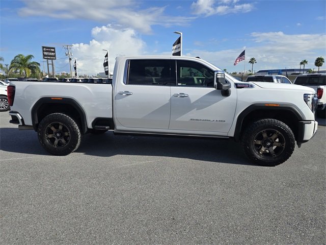 2024 Gmc Sierra 2500 HD Denali photo 4