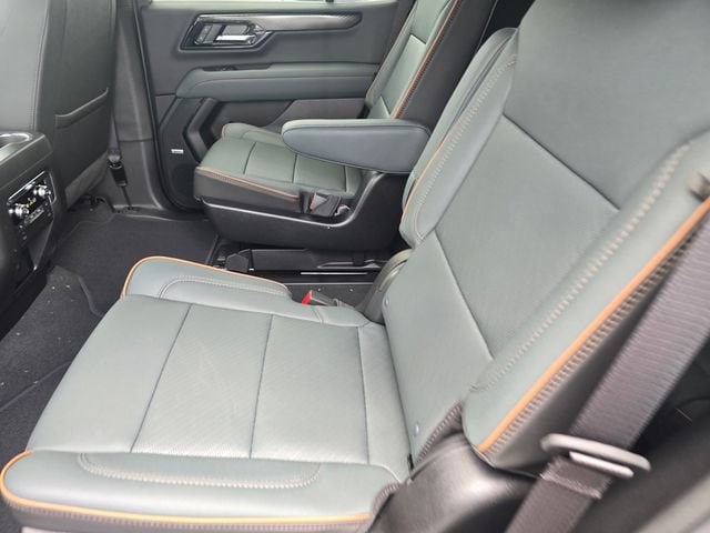 2026 GMC Yukon AT4 - Photo 10