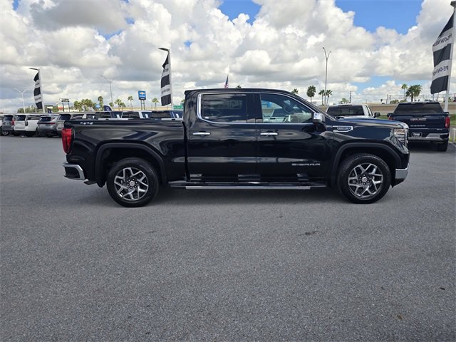 2022 Gmc Sierra 1500 SLT photo 2