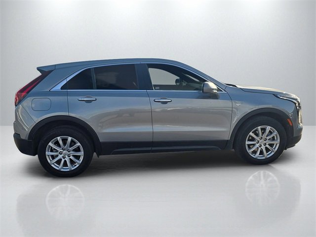 2023 Cadillac XT4 Luxury photo 3