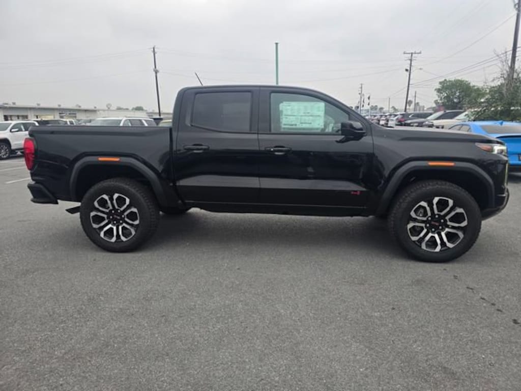New 2026 GMC Canyon AT4 Truck