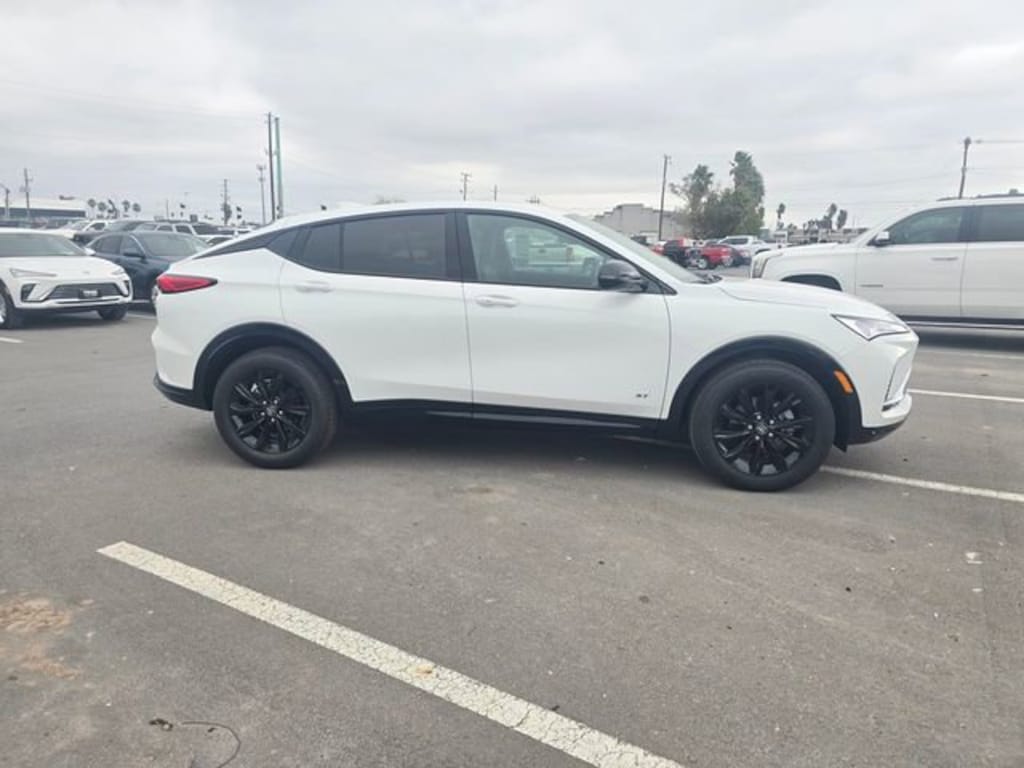 New 2026 Buick Envista Sport Touring SUV