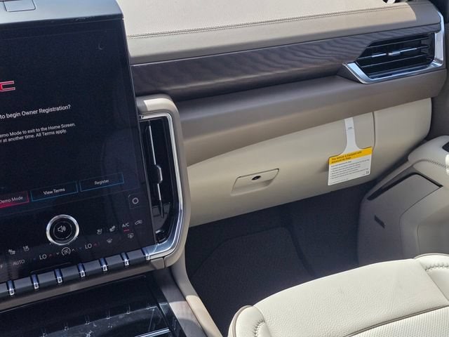 2026 GMC Yukon XL Denali - Photo 18