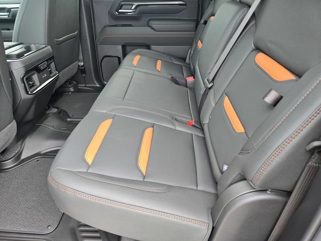 2026 GMC Sierra 2500HD AT4 - Photo 9