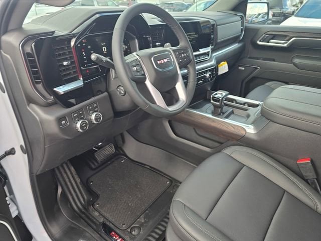 2026 GMC Sierra 1500 SLT - Photo 18