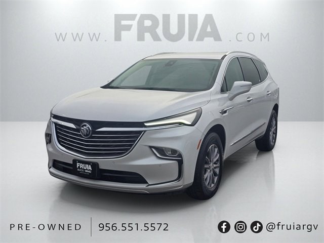 2022 Buick Enclave Essence's photo