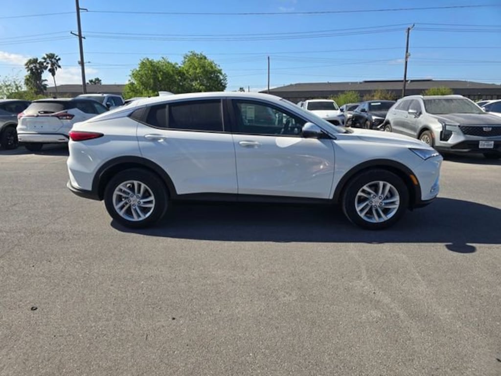 New 2026 Buick Envista Preferred SUV