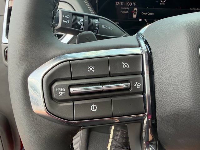2026 GMC Yukon Denali - Photo 17