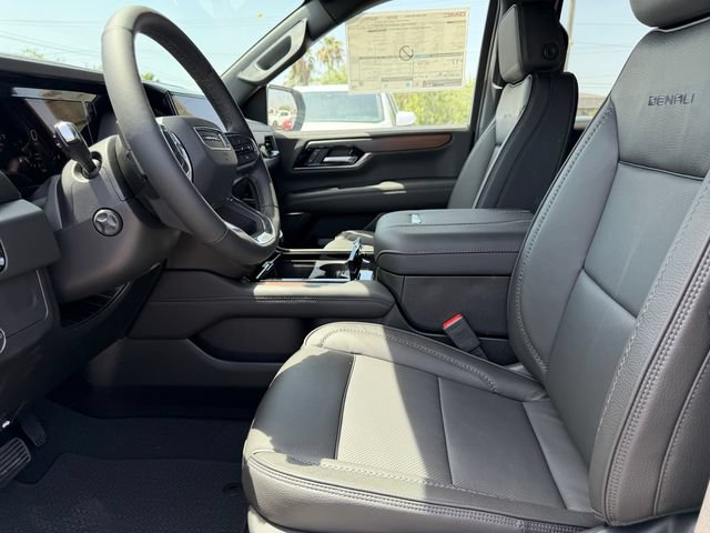 2026 GMC Yukon XL Denali - Photo 10