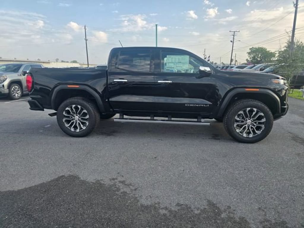 New 2026 GMC Canyon Denali Truck