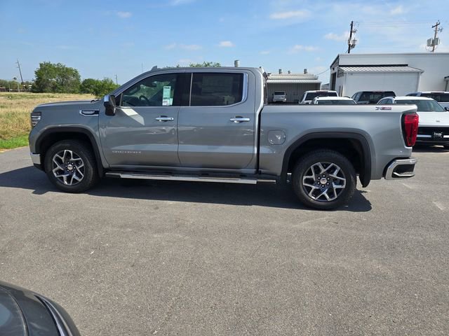2026 GMC Sierra 1500 SLT - Photo 8