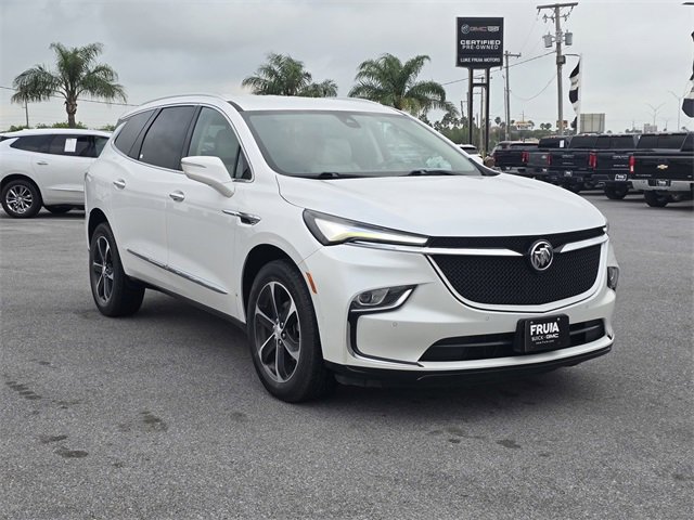 2022 Buick Enclave Essence photo 3