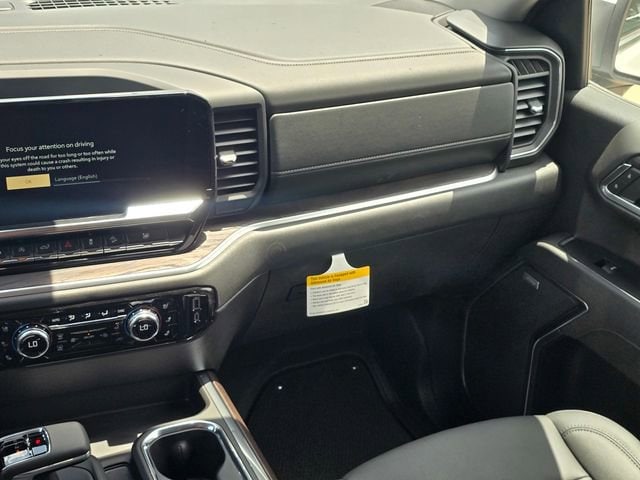2026 GMC Sierra 1500 SLT - Photo 16