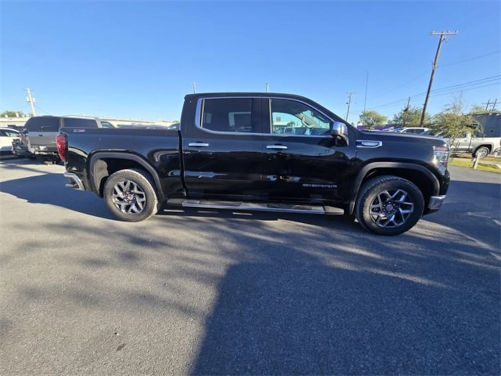 New 2026 GMC Sierra 1500 SLT Truck