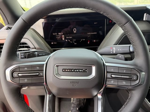 2026 GMC Yukon Denali - Photo 18