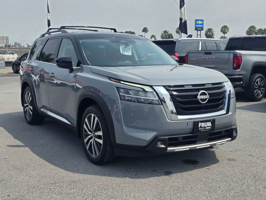 Used 2022 Nissan Pathfinder Platinum