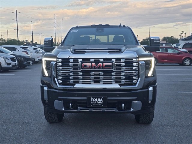 2026 Gmc Sierra 2500 HD Denali photo 2