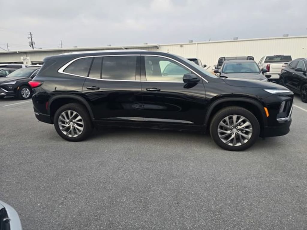 New 2026 Buick Enclave Preferred SUV