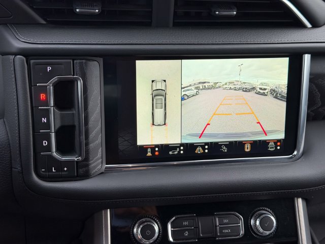2024 GMC Yukon XL Denali - Photo 17