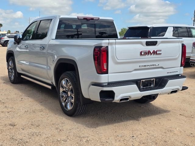 2026 GMC Sierra 1500 Denali - Photo 7