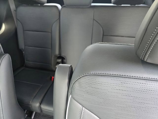 2026 Buick Enclave Sport Touring - Photo 9