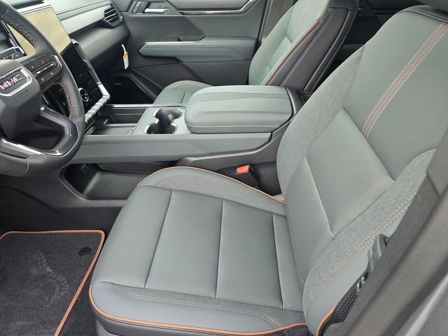 2026 GMC Acadia AT4 - Photo 15