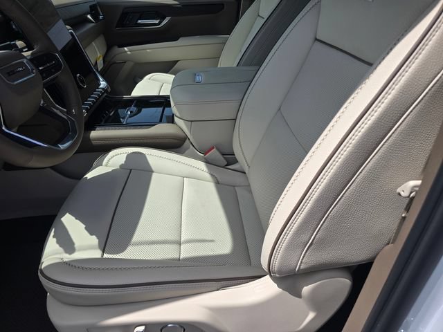 2026 GMC Yukon XL Denali - Photo 19