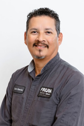 Staff member CHRIS GARCIA from ID_5002d6ae7de4
