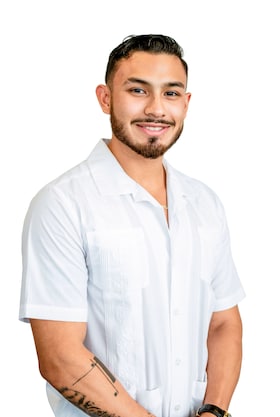 Staff member RICARDO GOMEZ from ID_41001ac70092