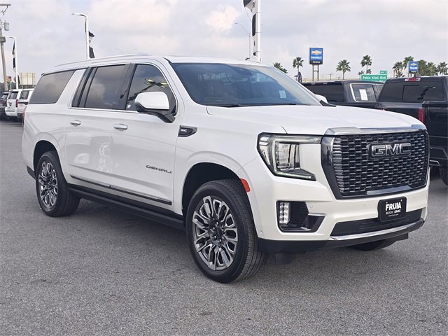 2023 Gmc Yukon XL Denali Ultimate photo 2