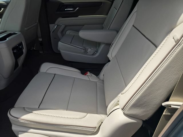 2026 GMC Yukon XL Denali - Photo 10