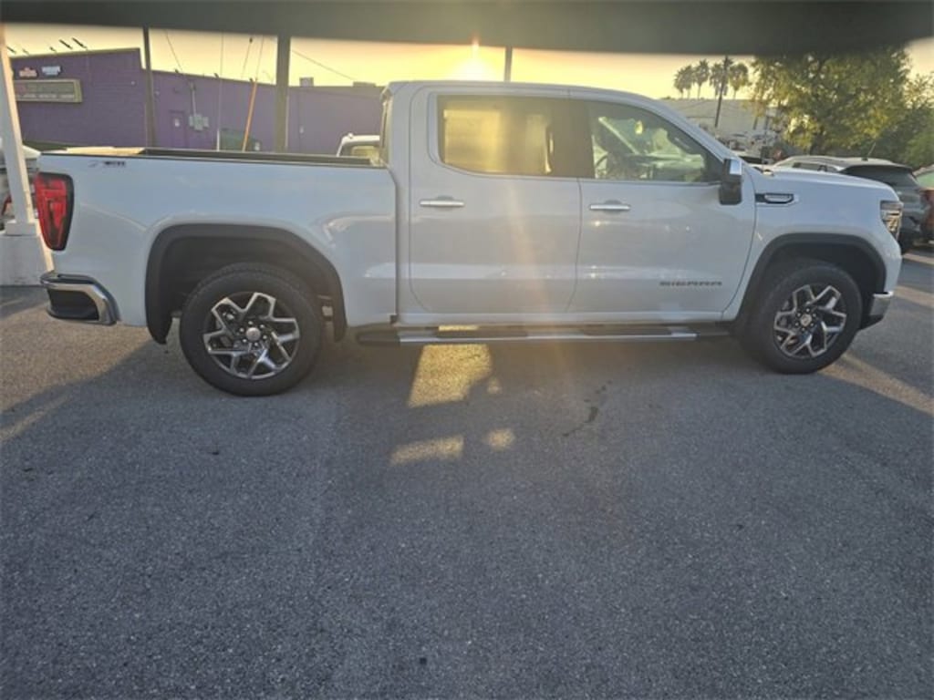 New 2026 GMC Sierra 1500 SLT Truck