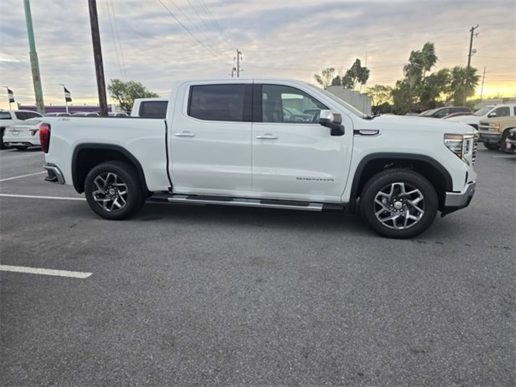 New 2026 GMC Sierra 1500 SLT Truck
