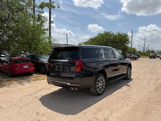 2026 GMC Yukon XL Denali - Photo 5